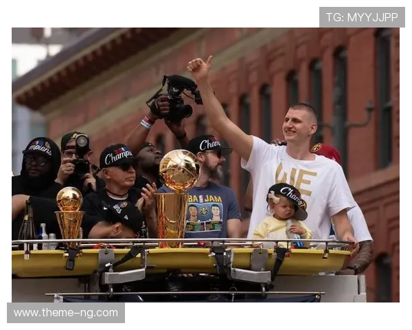 NBA焦点战再掀高潮巨星对决引爆全场期待球迷热议联盟格局新变化