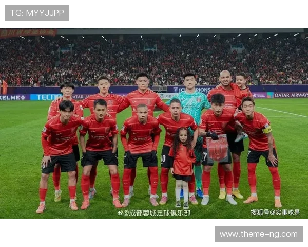 豪门对决再掀高潮本赛季争冠形势突变引热议球迷关注度持续攀升 豪门对决再掀高潮本赛季争冠形势突变引热议球迷关注度持续攀升