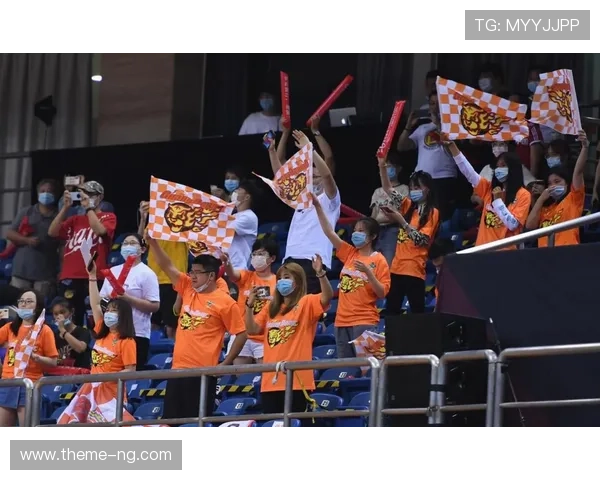 中国足球联赛迎来新赛季热潮 传统豪门与黑马争夺冠军席位